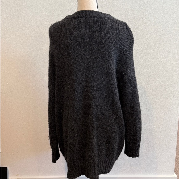 Jenni Kayne Charcoal Crew Neck Oversized Sweater - Picture 2 of 3